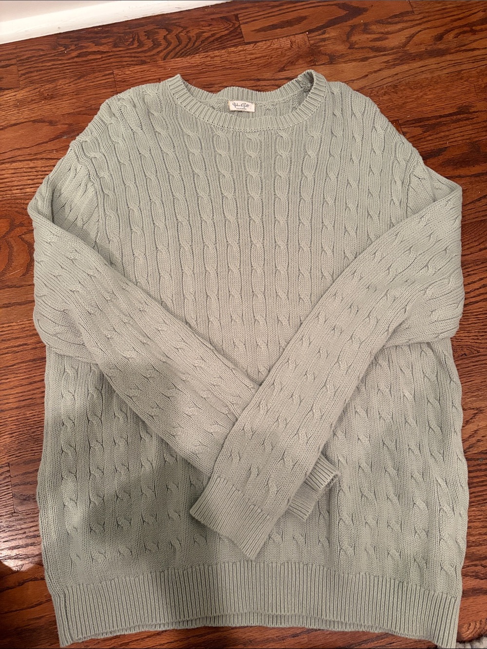 Brandy Melville Cable Knit Crewneck Sweater - Light Sage